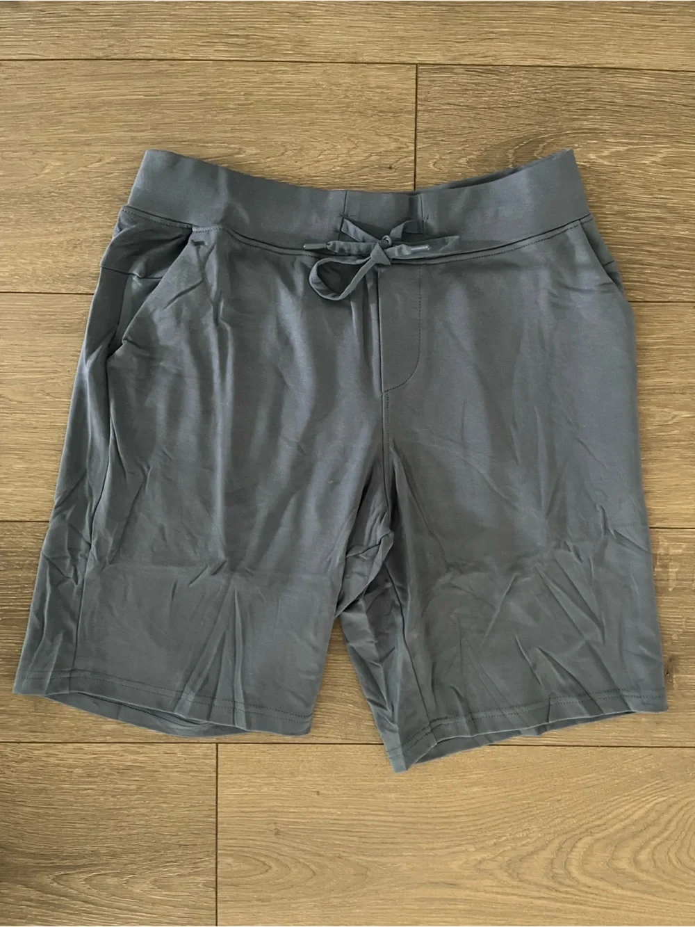 NWT Cozy Earth Men’s Slate Blue Jogger Shorts Size Small